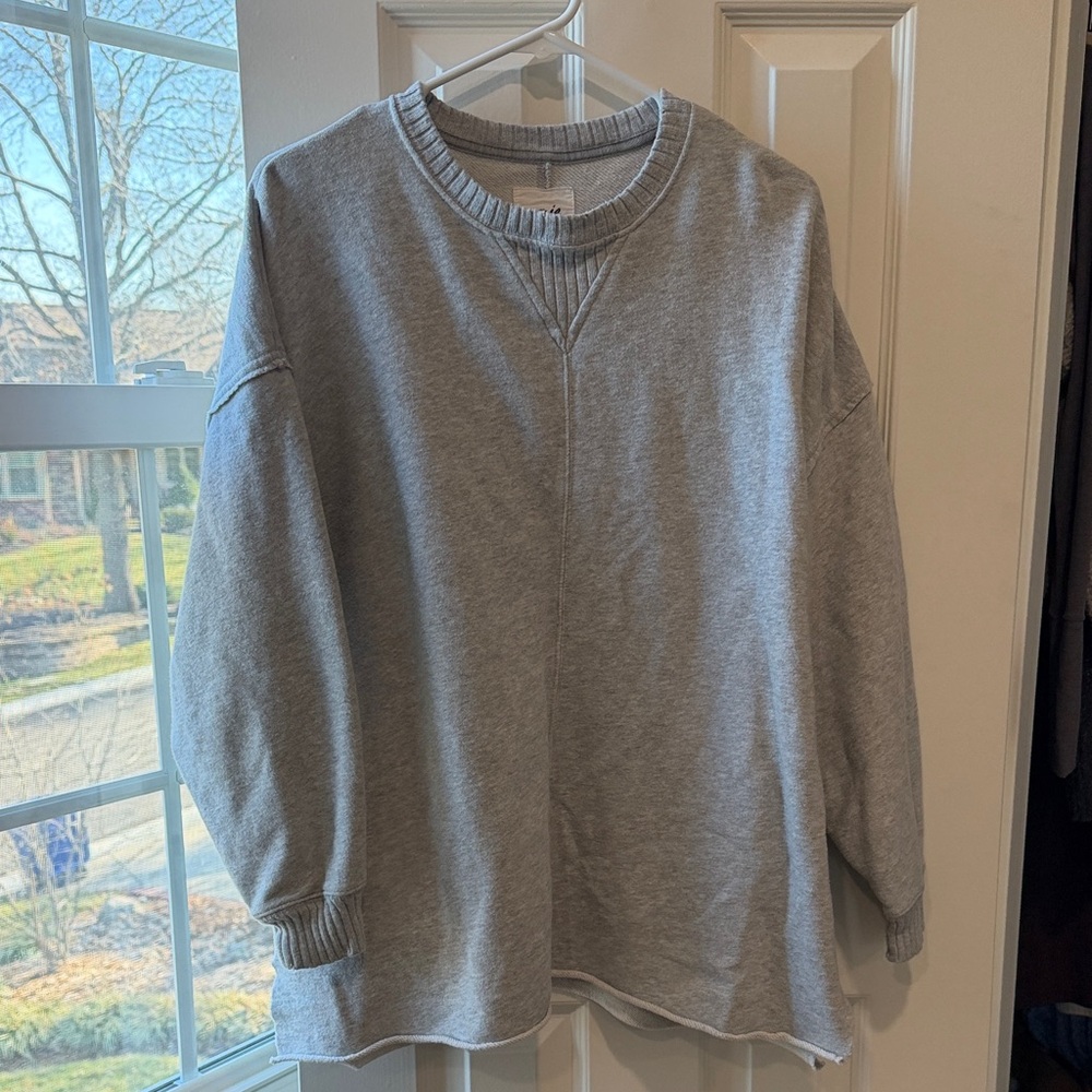 Aerie Gray Women's Crew Neck Sweater
